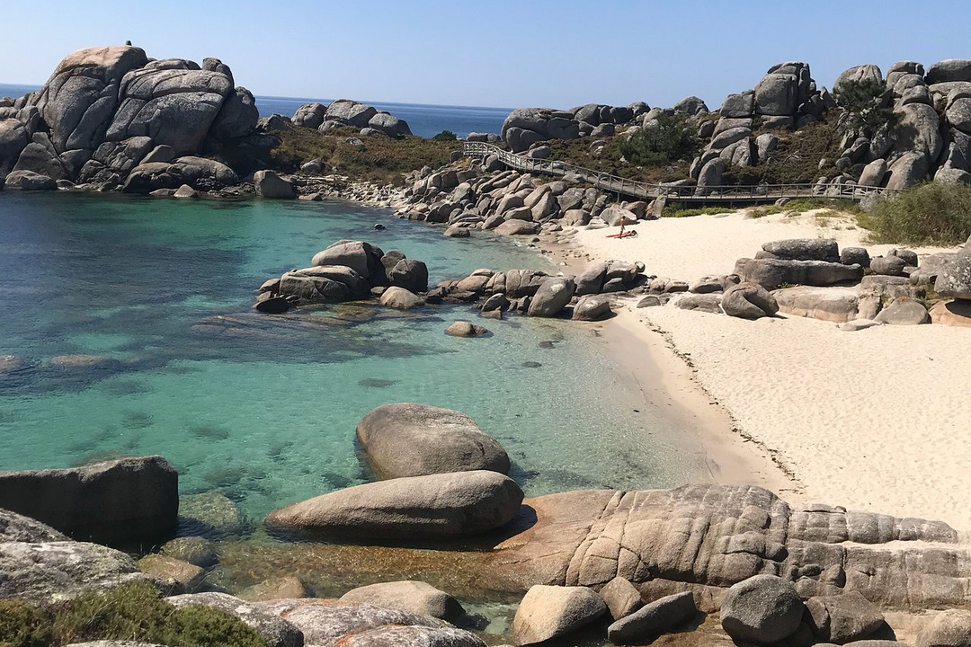 O GROVE, el Caribe gallego. ¡2 NOCHES! en APARTAMENTOS hasta 4 personas (4 por el precio de 2)| Galicia (desde 64€/persona en septiembre)