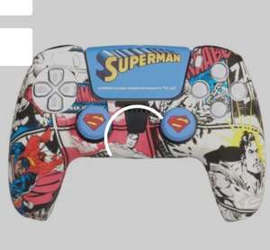 FR-TEC Superman o Batman Silicona + Grips + Sticker para PS5