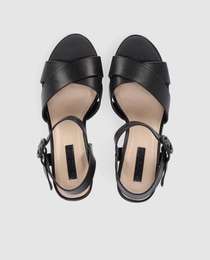 Chika10 sandalias de tacón con plataforma color negro metalizado
