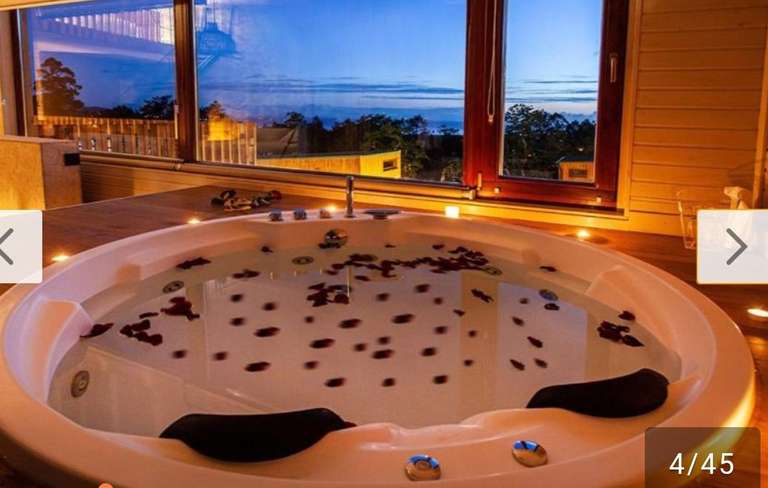 Cabañas- suites con bañera hidromasaje en Galicia Carnota, A Coruña: Noche desayunos, y cancelación gratis en Suite por solo 85€ (PxPm2)
