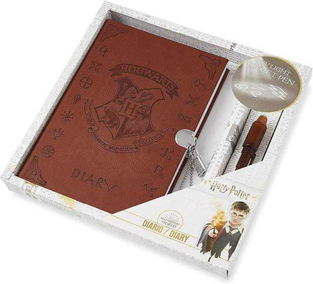 Harry Potter Kit Papelería, Set Bolígrafo Varita y Papelería Bonita,  Merchandising Oficial : : Oficina y papelería