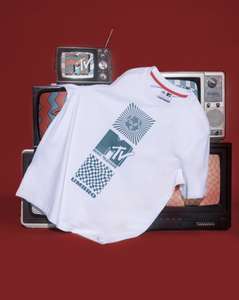 Camisetas Umbro colección exclusiva MTV por sólo 9,57 € con un 70% de descuento. Camisetas 100% algodón 180 gm