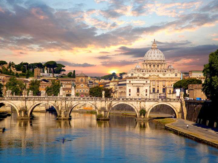 Viaje a ROMA cerca de la Estación de Termini: vuelos + 2 o 3 noches en hotel 4* con desayunos por 194 euros! PxPm2 hasta junio
