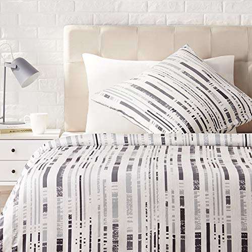 Amazon Basics - Juego de ropa de cama con funda de edredón, de satén, 140 x 200 cm / 65 x 65 cm x 1, Gris a rayas texturizado