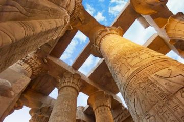 Egipto+crucero+excursiones y visita a Abu Simbel8 días-Circuito+vuelos, hotel 4* desayunos en El Cairo, crucero P.Compl. ( Hasta Abril 27)