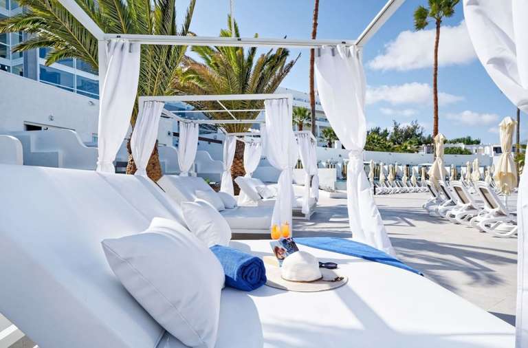 Fuerteventura!! 2 noches todo incluido en hotelazo de 4* cerca de la playa por 134 euros!! PxPm2 Fechas: Hasta el 31 de Octubre
