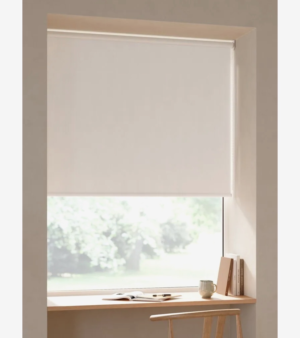 Estor opaco enrollable 90x210cm blanco recortable y con fijacion sin tornillos