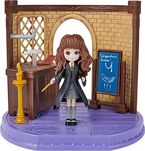 HARRY POTTER MAGICAL MINIS -WIZARDING WORLD Hermione Granger