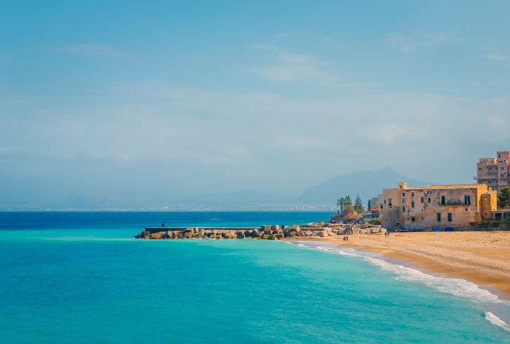 Viaje a Sicilia : Escapada a Palermo con vuelos + 2 noches de alojamiento ! P.p (oct)