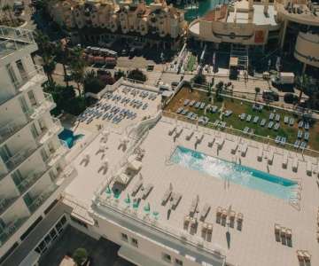 Benalmádena -> Hotel 4* con media pensión desde 52€/persona