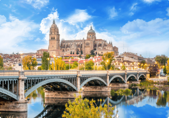SALAMANCA en HOTEL 3* con DESAYUNOS+50% NIÑOS (jul-sep)