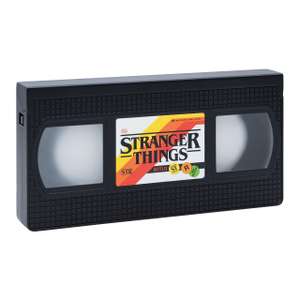 VHS LED con Logo de Stranger Things, Merchandising con Licencia Oficial (opción COMO NUEVO 11,51€ Amazon warehouse)