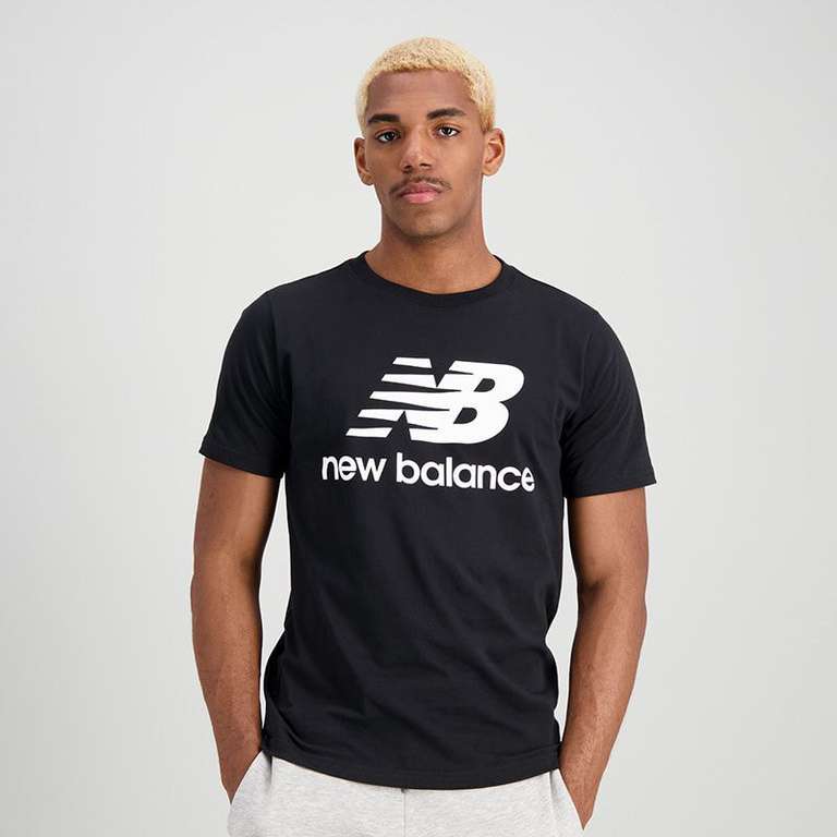 Camiseta de deporte New Balance Essentials Stacked