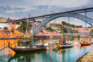 Vuelos Ida y Vuelta a Oporto Portugal Desde 25€ Vacaciones variedad en Fechas y Aeropuertos