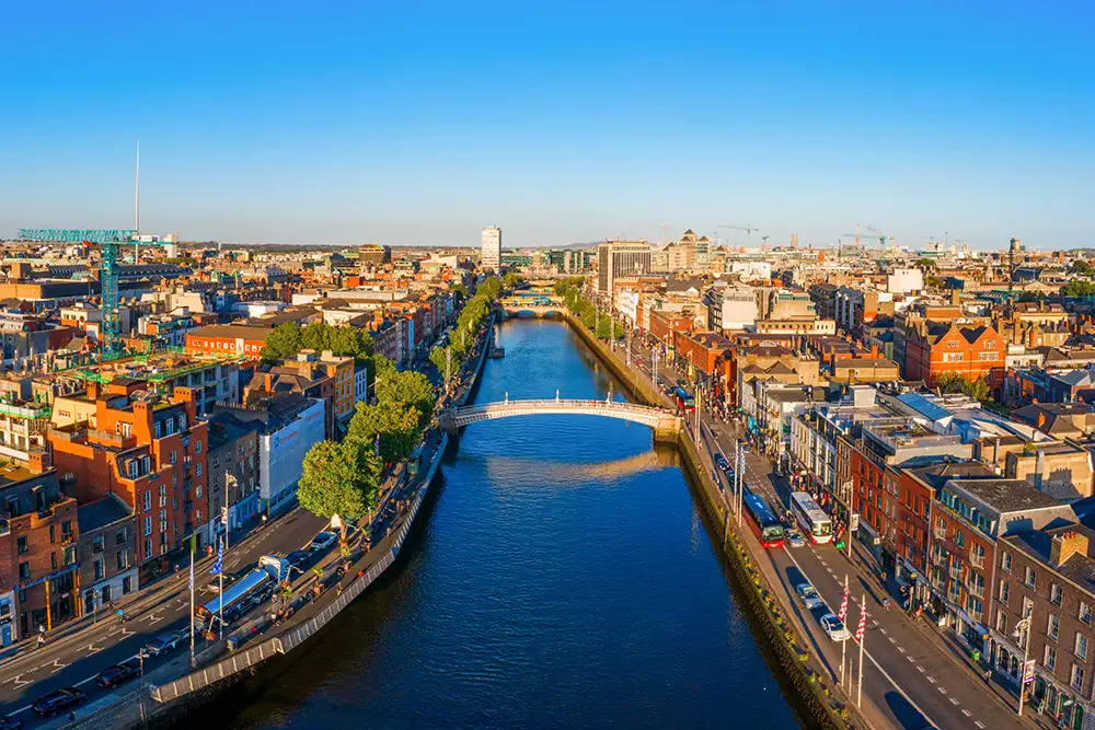DUBLÍN 5 DIAS Desde 155,50€ Vuelo + Alojamiento Desde Barcelona / Diciembre