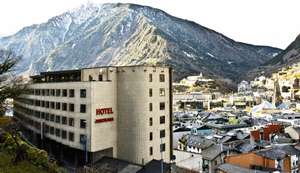 Hotel 4* en el centro de Andorra con spa y piscina + 1 día de esquí