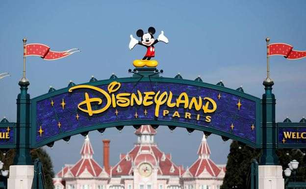 ChollazoFamilias (2 adultos+ 2niños) Disneyland+Paris + Vuelos y Traslados solo 292€ (7 días)(Varios aeropuertos) (PxPm4)
