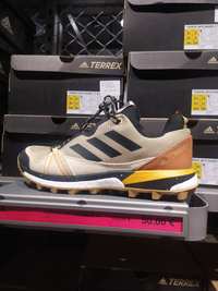 Zapatillas NIKE en el FACTORY de VALLADOLID » Chollometro