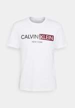 Camiseta Calvin Klein CONTRAST GRAPHIC LOGO - TODAS TALLAS XS S M L XL 2XL