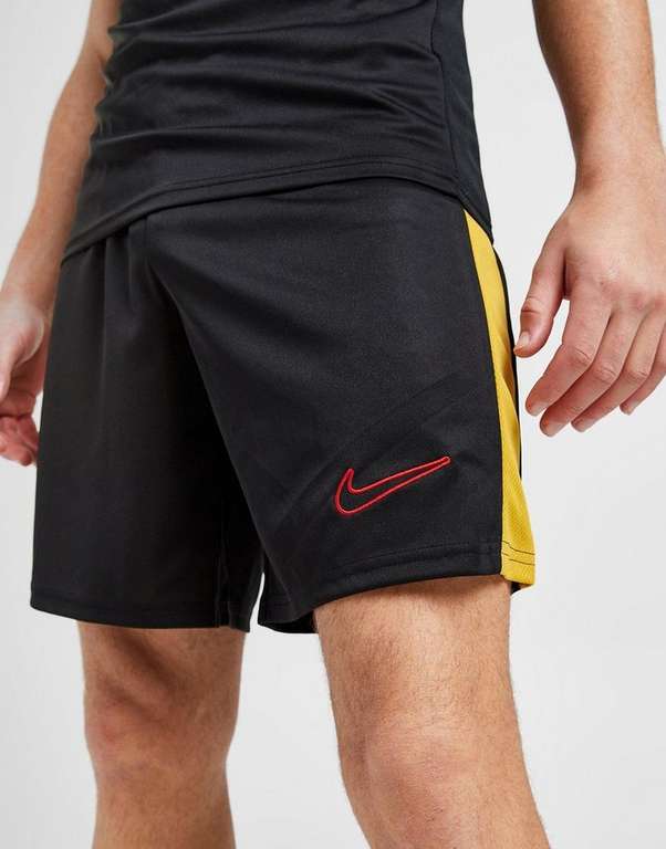 Nike pantalón corto Academy 23 (recogida a tienda GRATIS)
