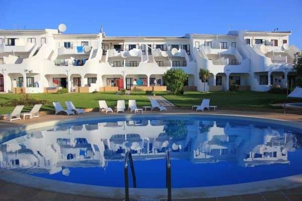 ¡Agosto en el Algarve! Del 20 al 25, 5 noches en hotel 3* con piscina sólo 178.50€/persona