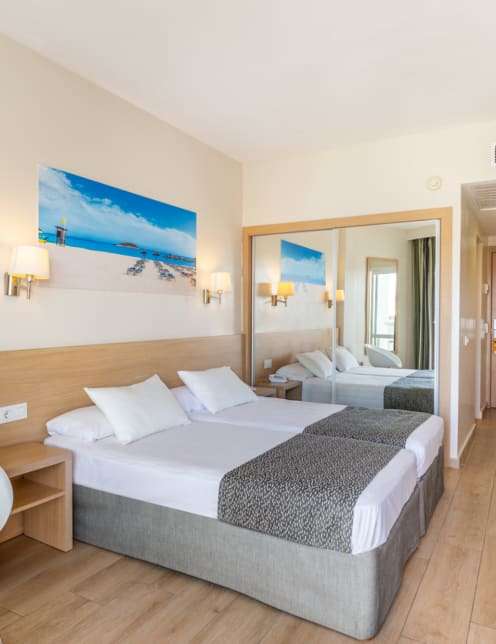 5 noches en Magaluf: Hotel 4* + desayuno + vuelos 214€ por persona (octubre)
