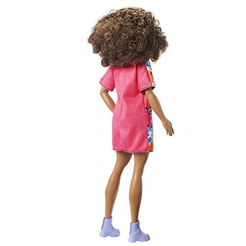 Barbie Fashionista con pelo rizado