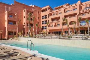 Hotel spa 4* de diseño en TARIFA! cerca de la playa de Los Lances por, 39€ por persona. PxPm2 ¡Fechas hasta agosto!