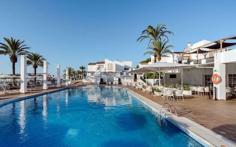 Menorca super low cost: 3 a 7 noches desde 95€ incluyendo vuelos directos y hotel.