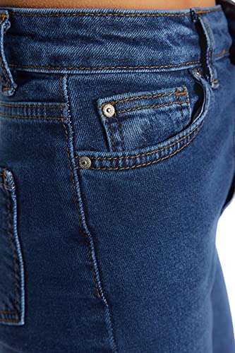 Trendyol Jeans Acampanados de Cintura Normal Mujer. Hay tallas a precios inferiores, busca la tuya.