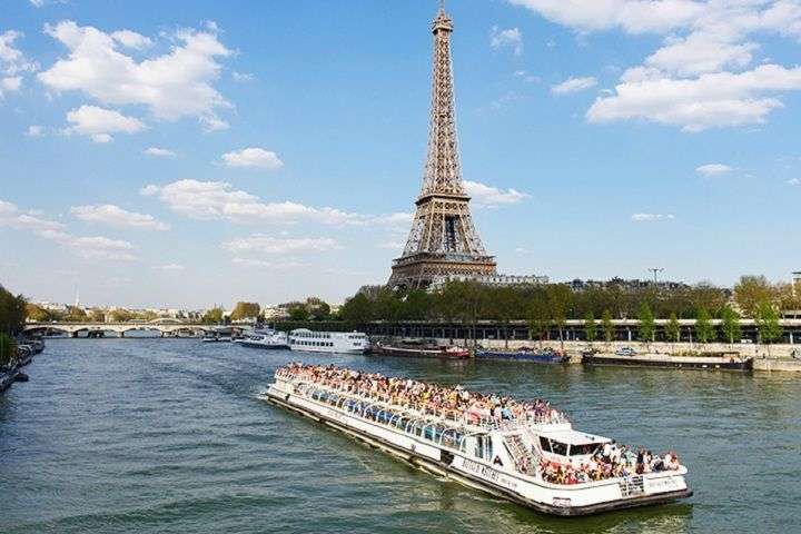 Enamórate en París con un paquete de hotel y paseo en barco por el Sena Desde 58€ PxP / Día