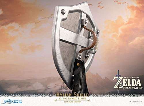 First4Figures Zelda - Escudo Hylian Edición Standard - Estatuilla PVC 29cm