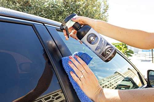 Limpiador de Gomas, Plásticos y Neumáticos Relucientes Motorrevive Exterior Car Care 500 ml