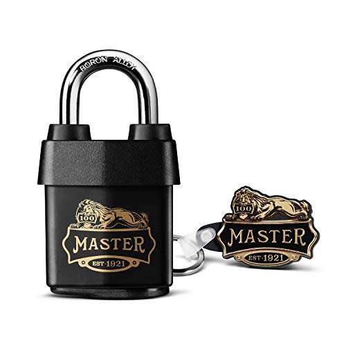 Master Lock 1921EURDCC Candado para exteriores de alta resistencia con logotipo de 100 años impreso, Negro, 97 x 54 x 32