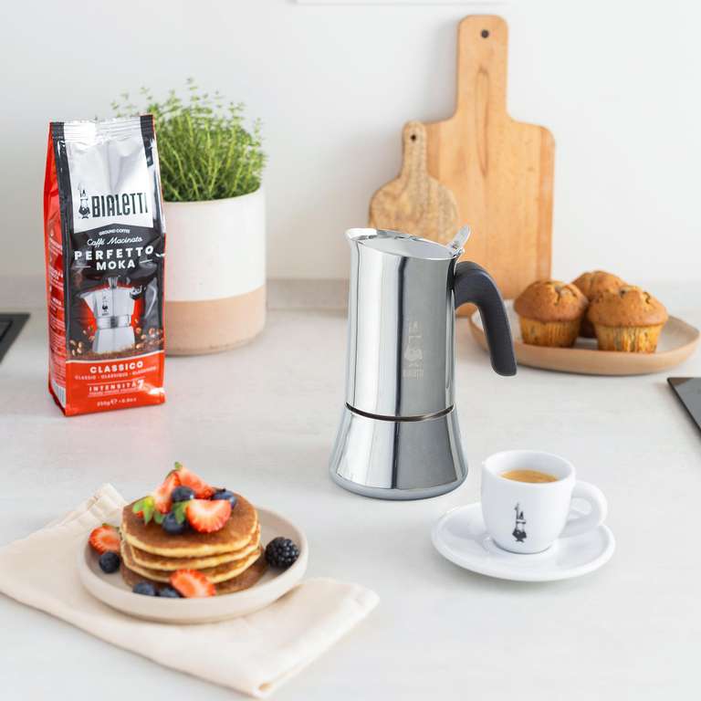 Bialetti - New Venus, cafetera espresso de acero inoxidable, apta para todo tipo de estufas, 2 tazas (85 ml), aluminio, plata