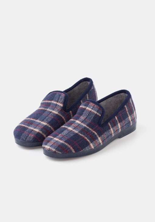 2 pares de zapatillas de andar por casa