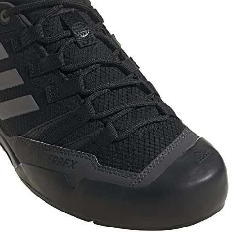 Zapatillas adidas Terrex Swift Solo 2 (Tallas 36 2/3, 39 1/3, 40, 41 1/3, 43 1/3, 44 2/3, 46 y 46 2/3)