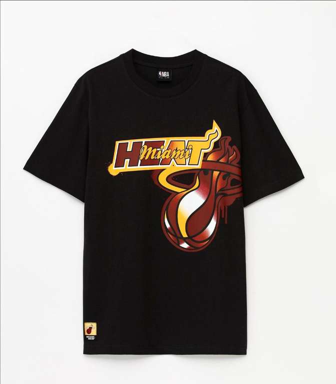 Sudaderas NBA Chicaco Bulls / Miami Heat / LA Lakers por 7-8€ y camisetas por 4,79€ / Todas las tallas disponibles