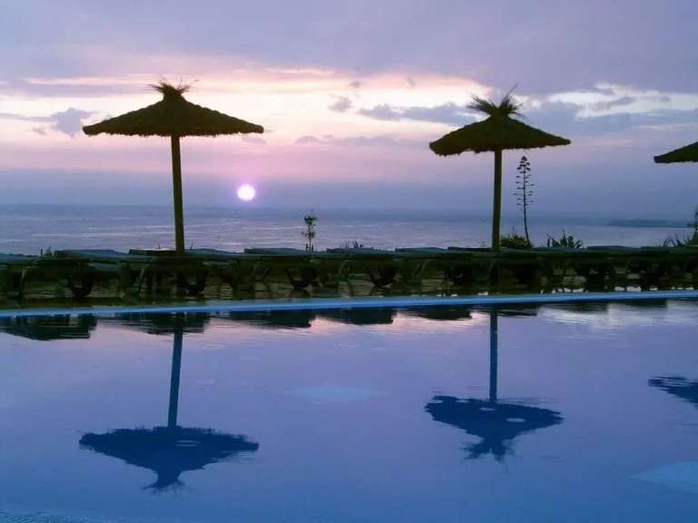 Cádiz: Hotel 4* Media Pension 1 noche desde 59€ pp (abril - mayo)