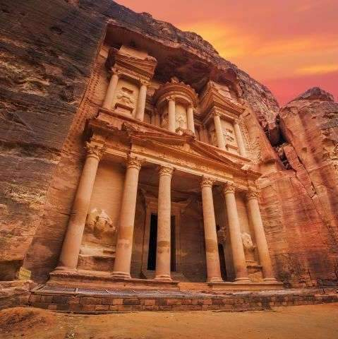 ¡14 DÍAS en JORDANIA! VUELOS + HOTEL + MEDIA PENSIÓN por solo 139€ (nov - feb) Salidas desde Madrid