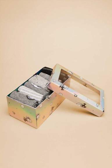 ▷ Chollo Pack x6 Calcetines Harry Potter en caja-libro por sólo 13,99€ (30%  de descuento)