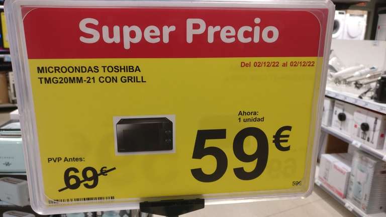 Microondas Toshiba 20 litros, 700 W, Gril de 1000W en Carrefour Express, Santiago de Compostela