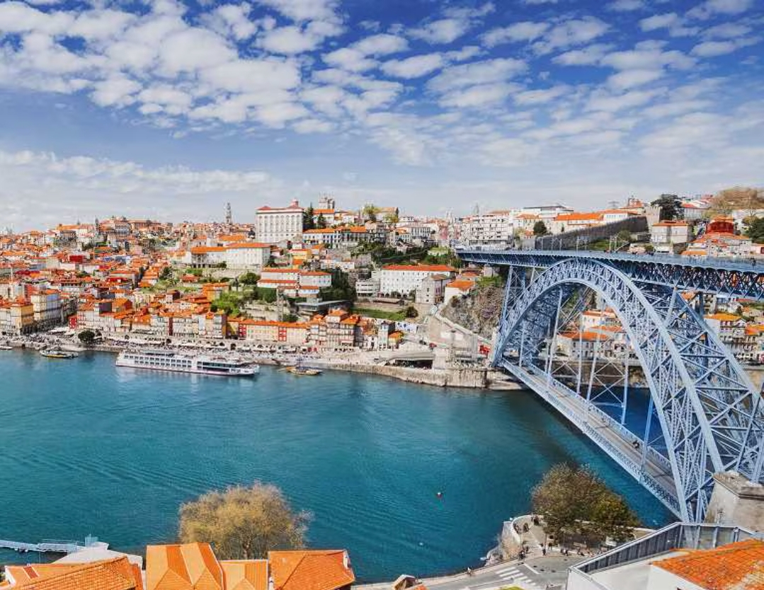 ¡2 NOCHES! OPORTO en HOTEL 3*+DESAYUNO+CRUCERO+CATA (79€ oct, 83€ sep)