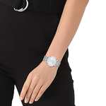 Calvin Klein Reloj Analógico de Cuarzo multifunción para mujer con correa de malla de acero inoxidable plateada.