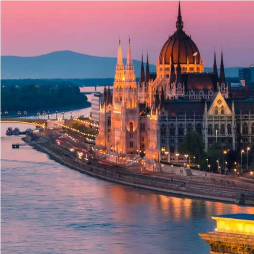 Budapest 2 Noches 3 Días Hotel+ Desayunos + Vuelos directos (Noviembre)