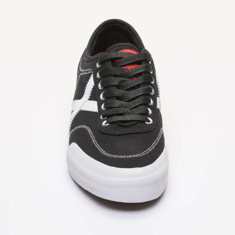 Zapatillas Munich Sneakers Stone 03 - negro y blanco