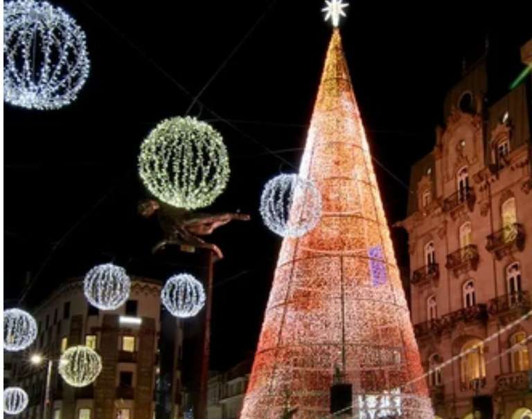 Noches Fin de Semana en Hotel 4* para ver las Luces de Navidad de Vigo por solo 28.50€ (PxPm2)