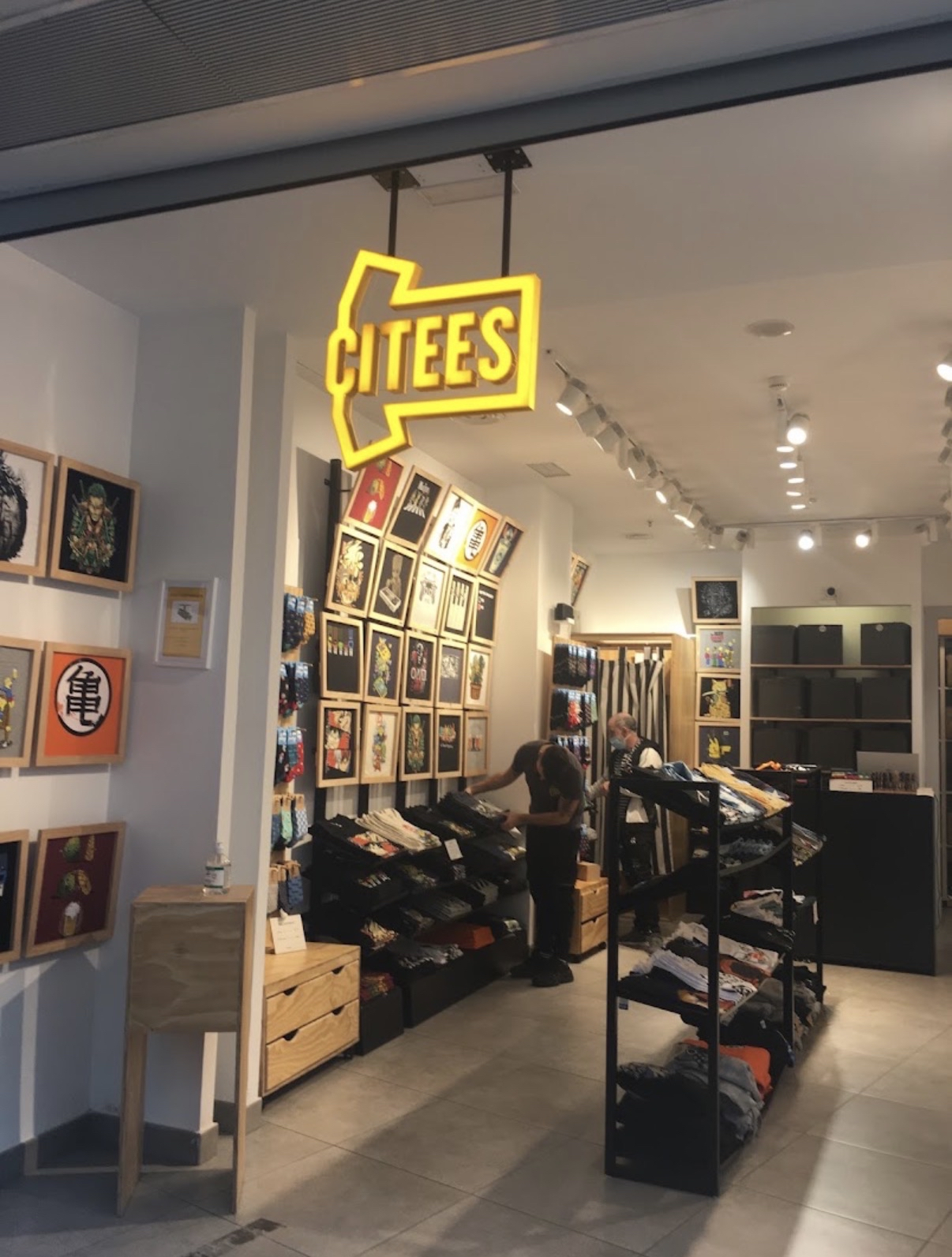 5 camisetas por 25€ en CITEES Liquidación CC.Parquesur Madrid