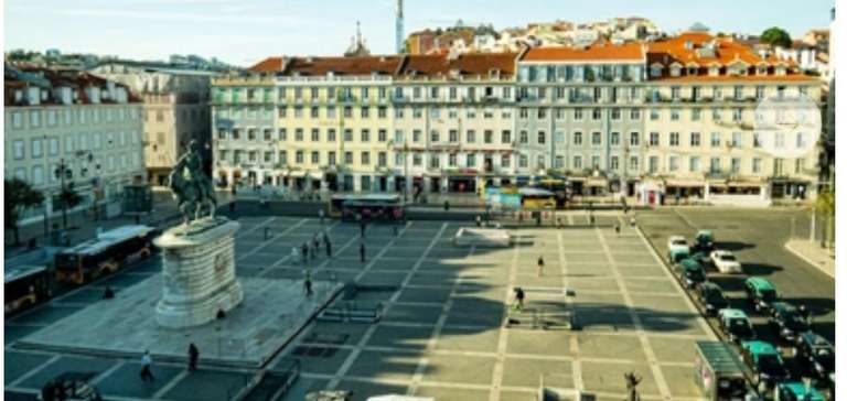 Escapada al centro de Lisboa 2 noches en hotel céntrico con desayunos, botella de vino y vuelos (PxPm2) (Julio-Diciembre)