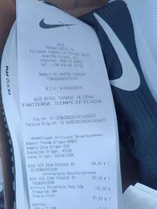 50% descuento en el outlet de Nike de Parque Oeste (Alcorcón) en zapatillas de hombre